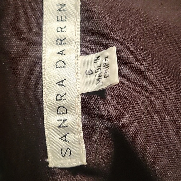 Sandra Darren Woman’s Brown Paisley Print Knee Length Cap Sleeves Dress 6 - Picture 4 of 6